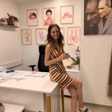 Op. Dr. Menekşe Kastamoni