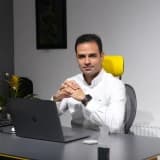 Op. Dr. Poyraz Şahin